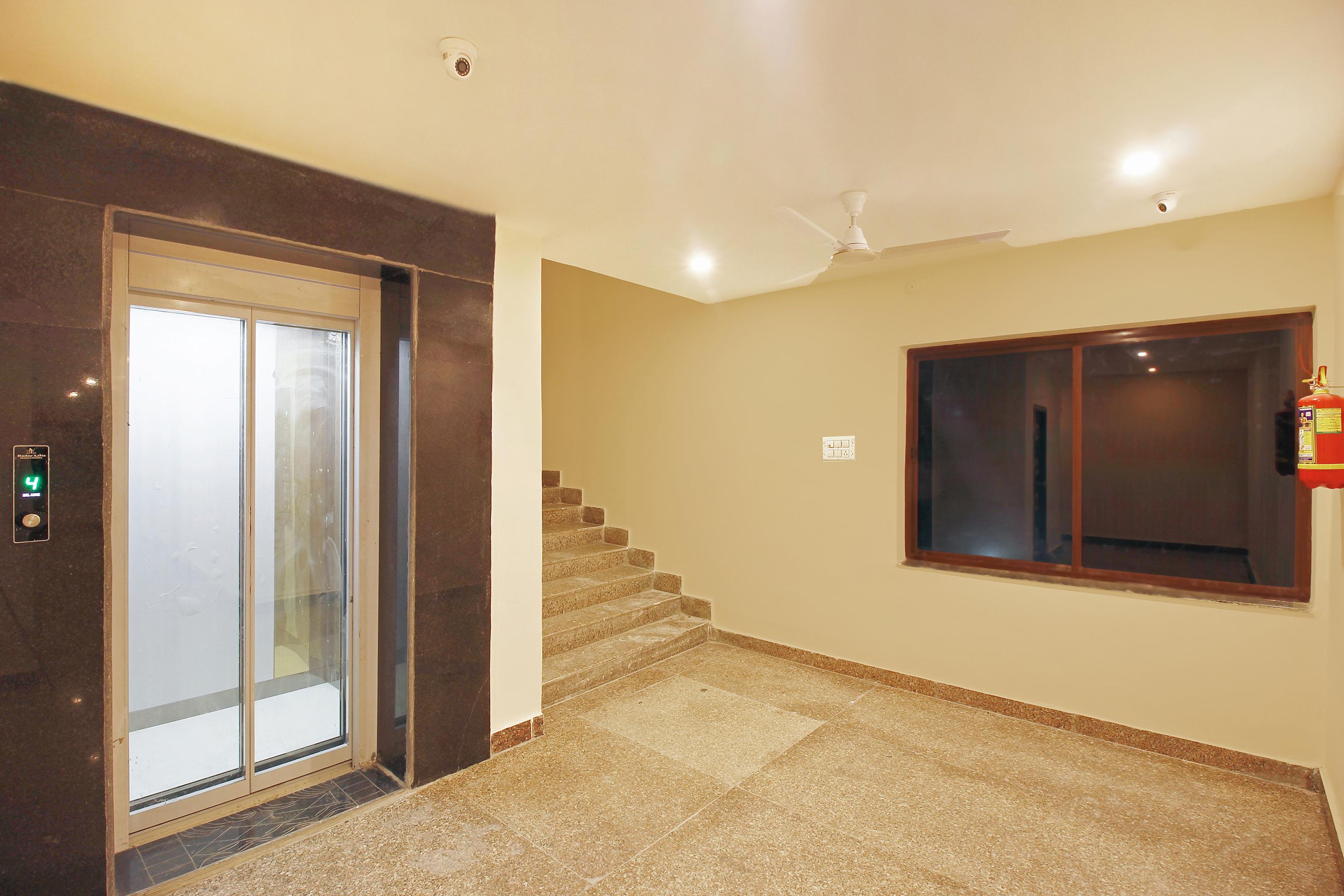 Capital O Hotel Vaishnavi Secundurabad Exterior foto