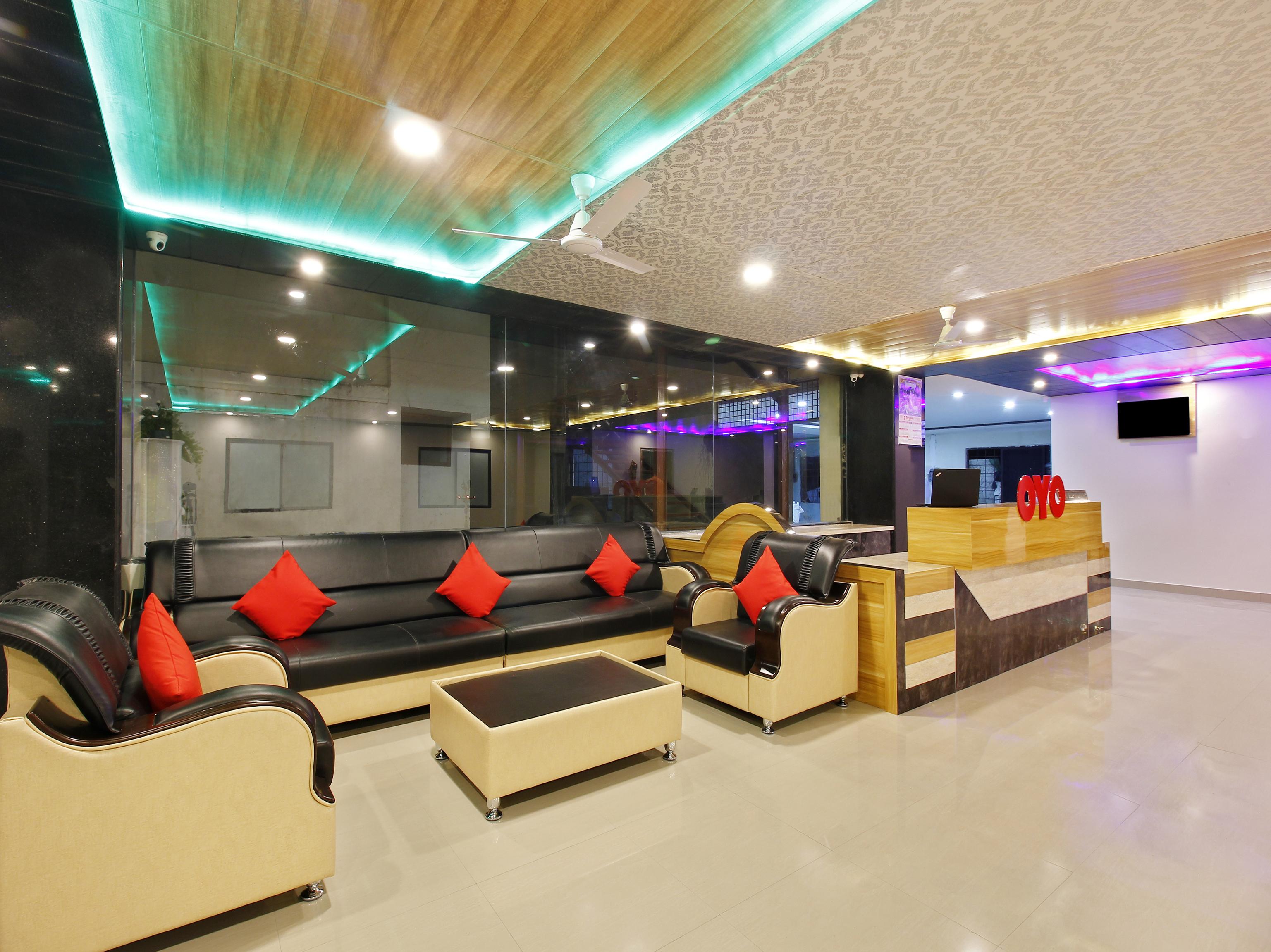 Capital O Hotel Vaishnavi Secundurabad Exterior foto